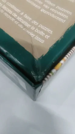 Puzzle Caixa danificada Davison: Chegada matinal