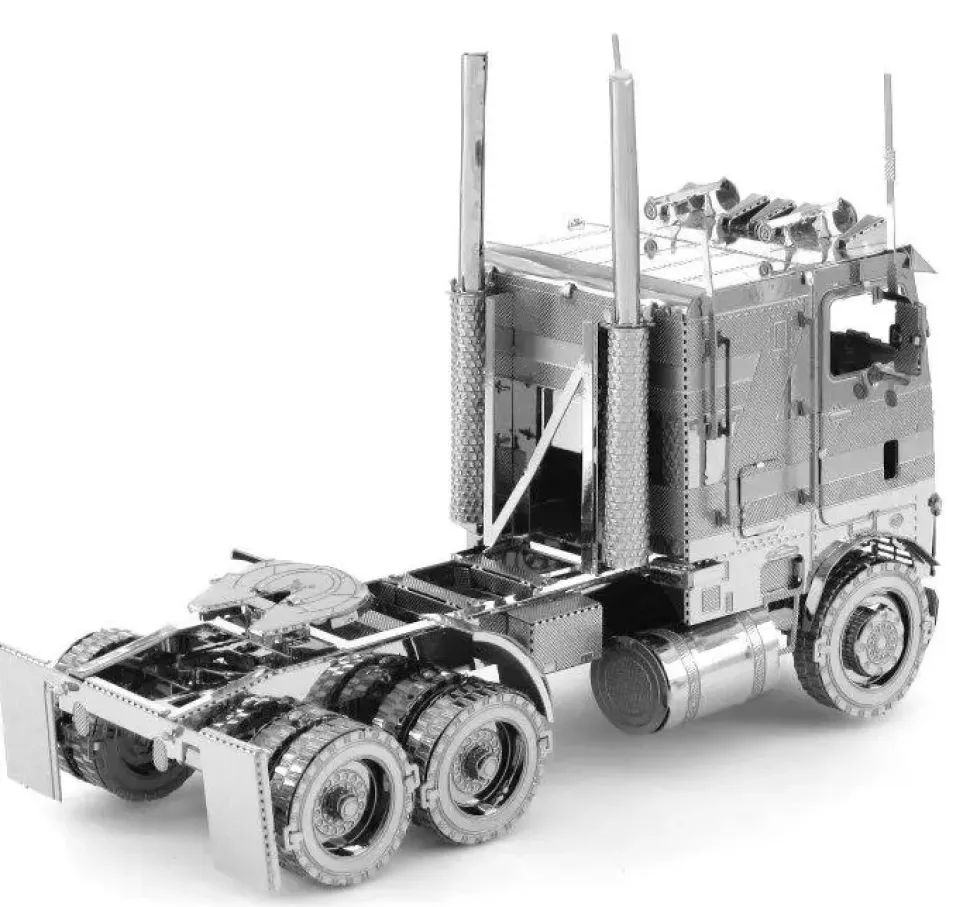 Puzzle Freightliner: COE Truck 3D