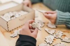 Puzzle Vodné plochy drevené quebra-cabeça em krabi膷ke